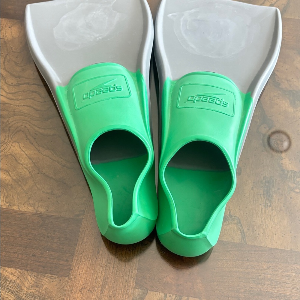 Speedo Aqua and Gray Swim Fins - Picture 5 of 7